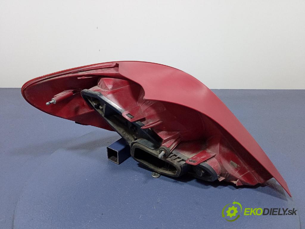 Peugeot 207 2008 svetlo / reflektor zad Prava: Vonkajsia: 9649986580