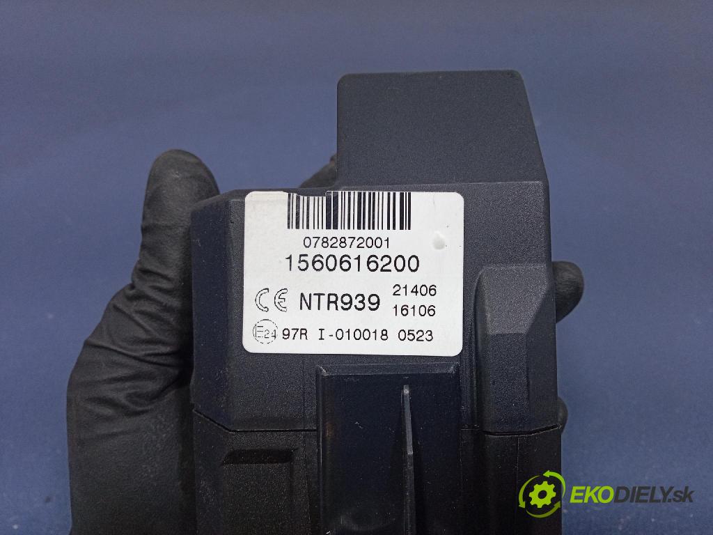 Alfa romeo 159 2006 Spínač zapalování. 1560616200