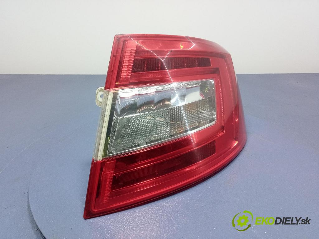 Skoda Octavia 2017 svetlo / reflektor zad Prava: Vonkajsia: 01