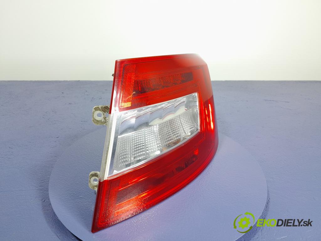 Skoda Octavia 2017 svetlo / reflektor zad Prava: Vonkajsia: 01
