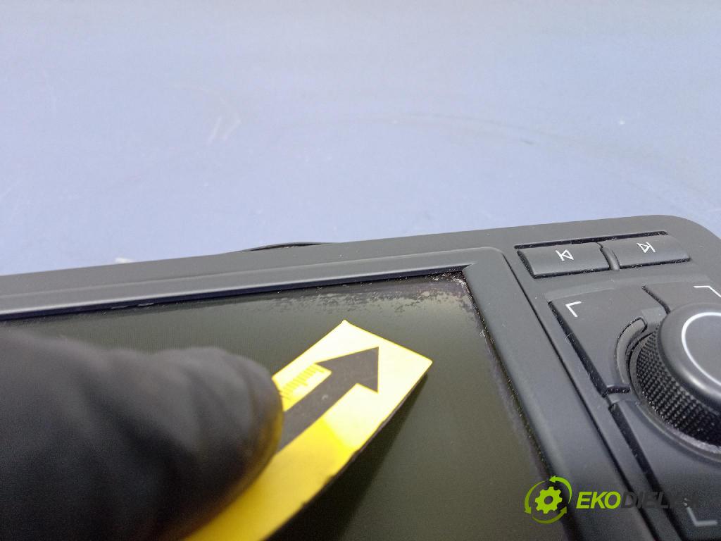 Audi A3 2007 Radio I Navigácia: 8P0035192L