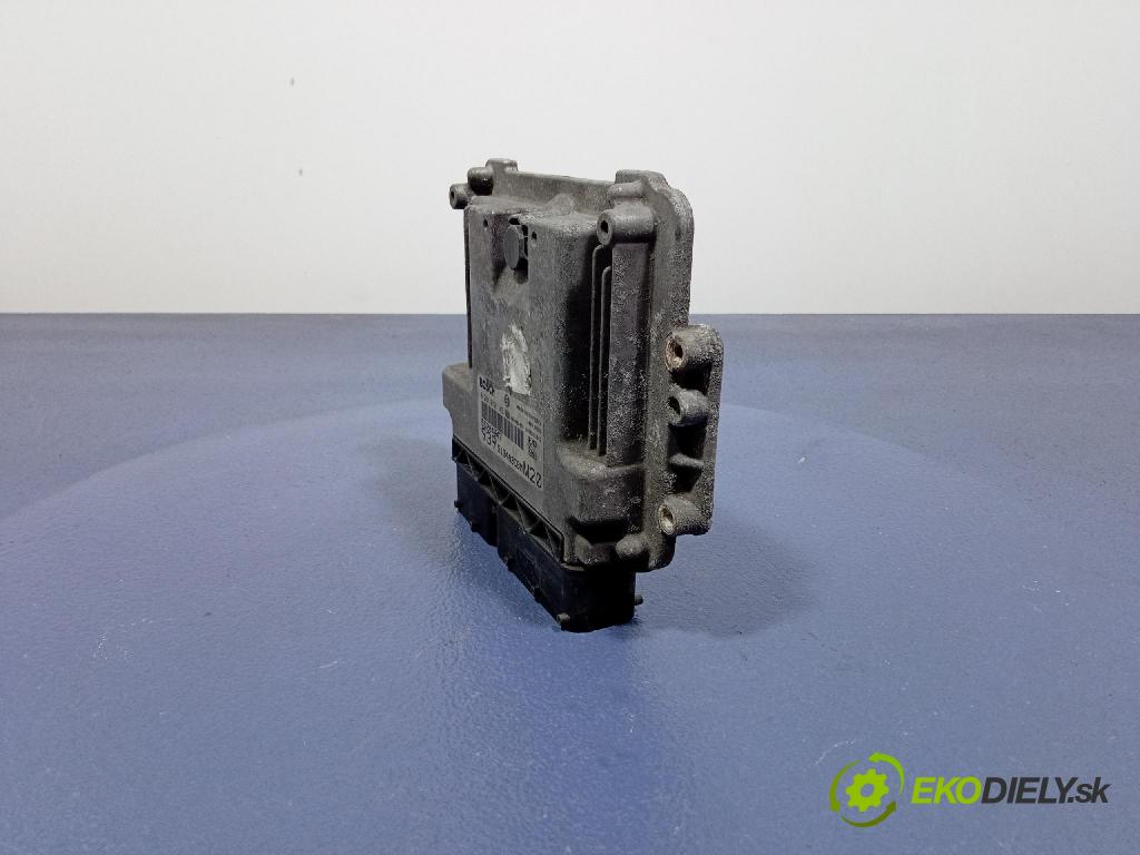 Alfa romeo 159 2006 riadiaca jednotka Motor: 55204647