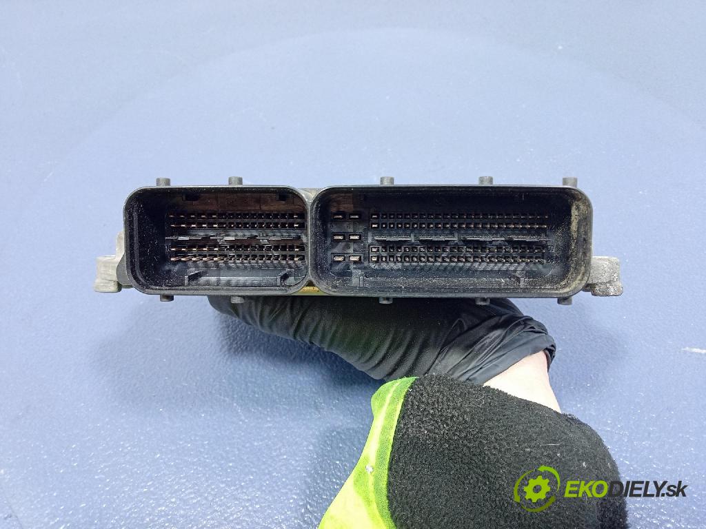 Alfa romeo 159 2006 riadiaca jednotka Motor: 55204647