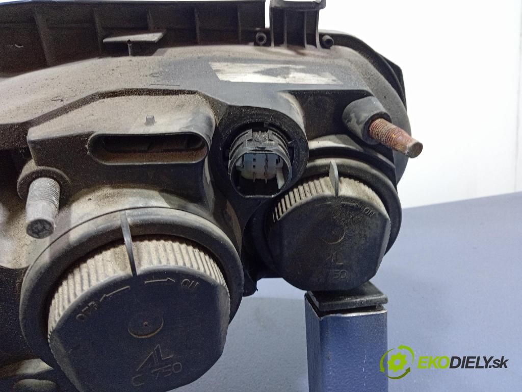 Alfa romeo 159 2006 Reflektor: Vľavo: 42830748SX