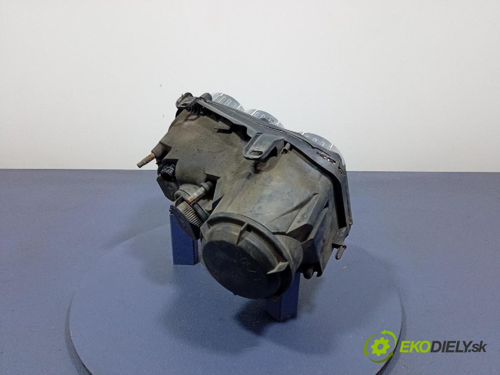 Alfa romeo 159 2006 Reflektor: v pravo: 42820748SX