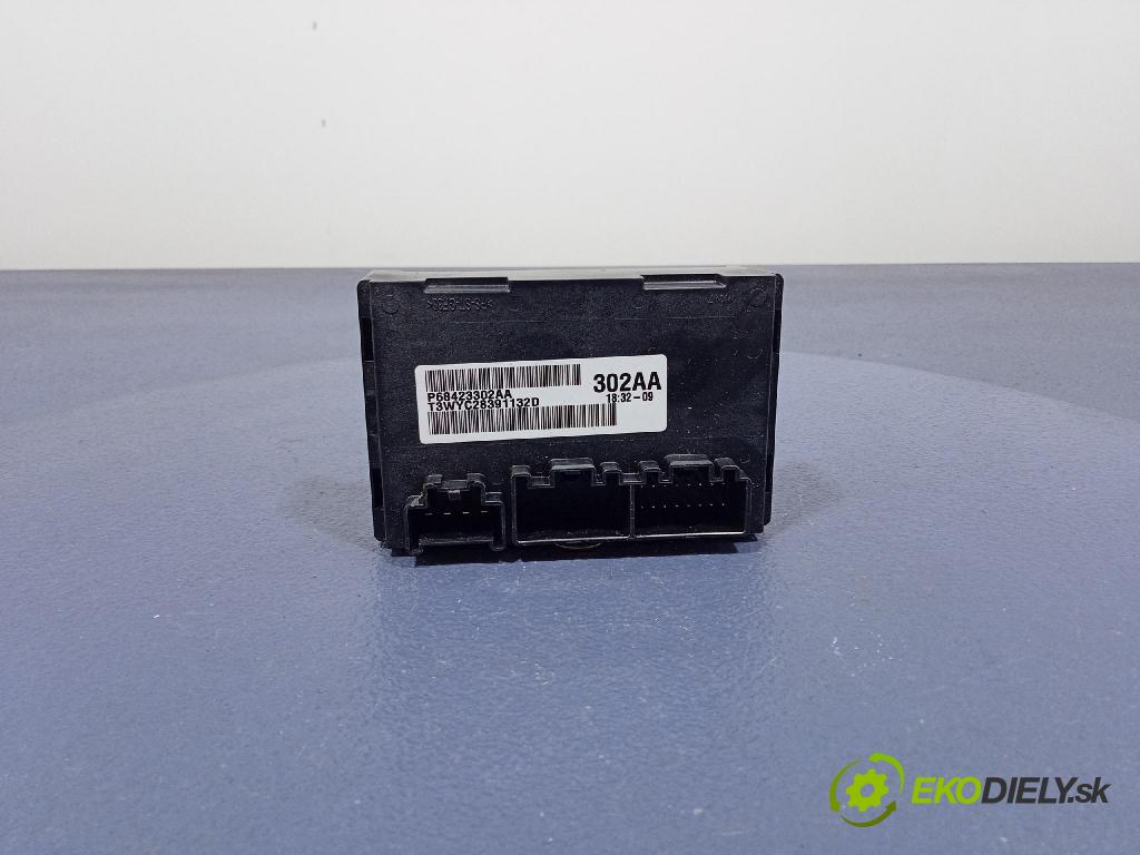 Jeep Grand Cherokee 2020 riadiaca jednotka skrine 68423302AA