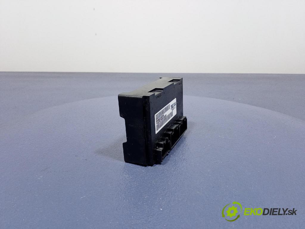 Jeep Grand Cherokee 2020 riadiaca jednotka skrine 68423302AA