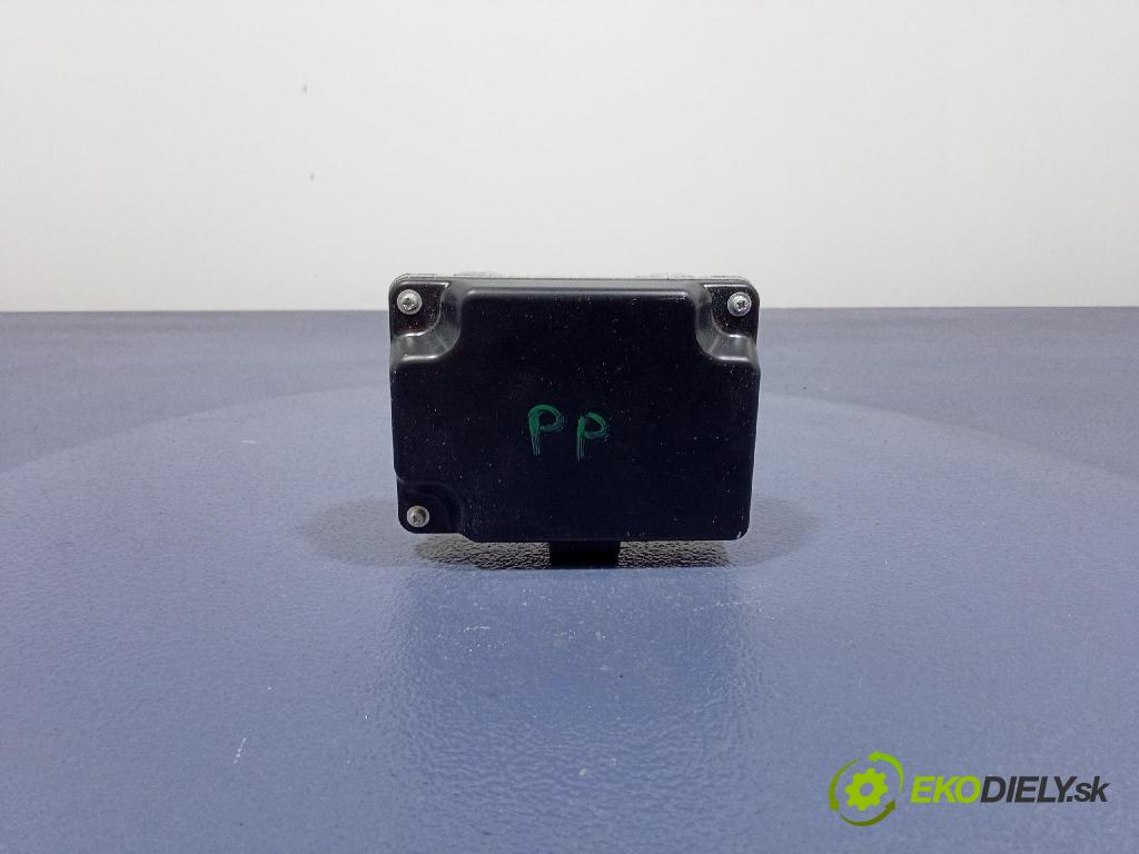 Jeep Grand Cherokee 2020 střídač: 05026486AA