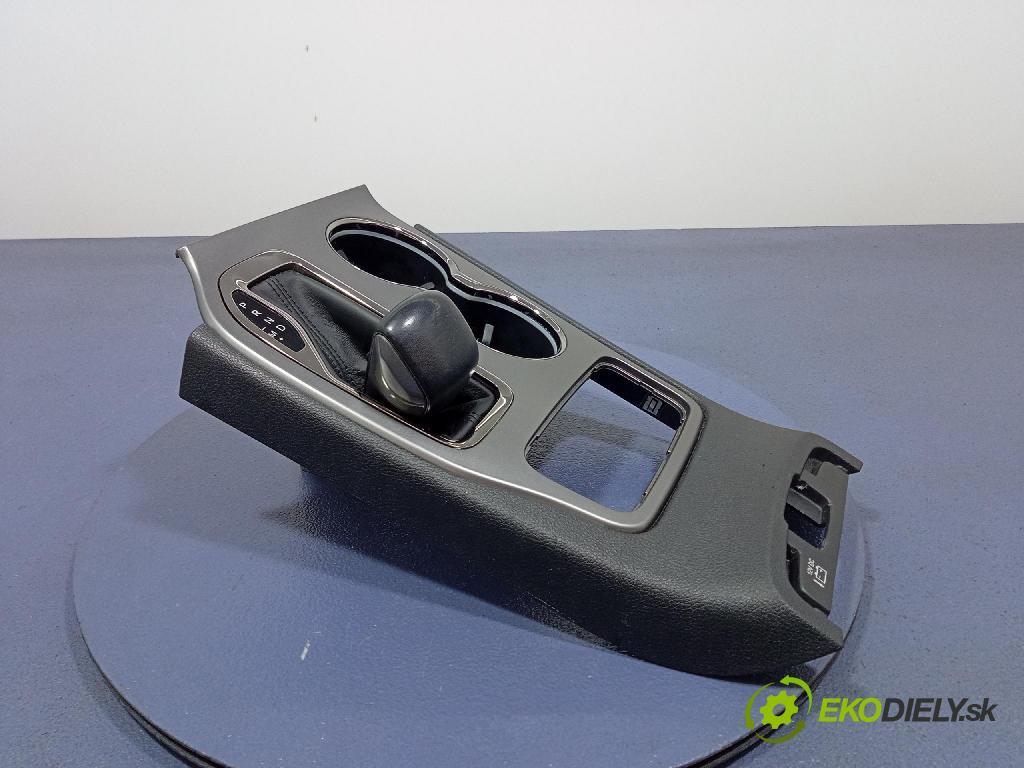 Jeep Grand Cherokee 2020 lišta Dekoratívní: Uvnitř 5VK203A5AF