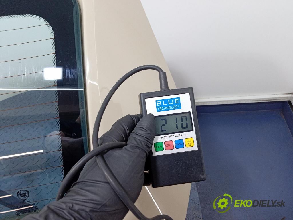 Lancia Ypsilon 2007 zadna dveře kufra: kufra: