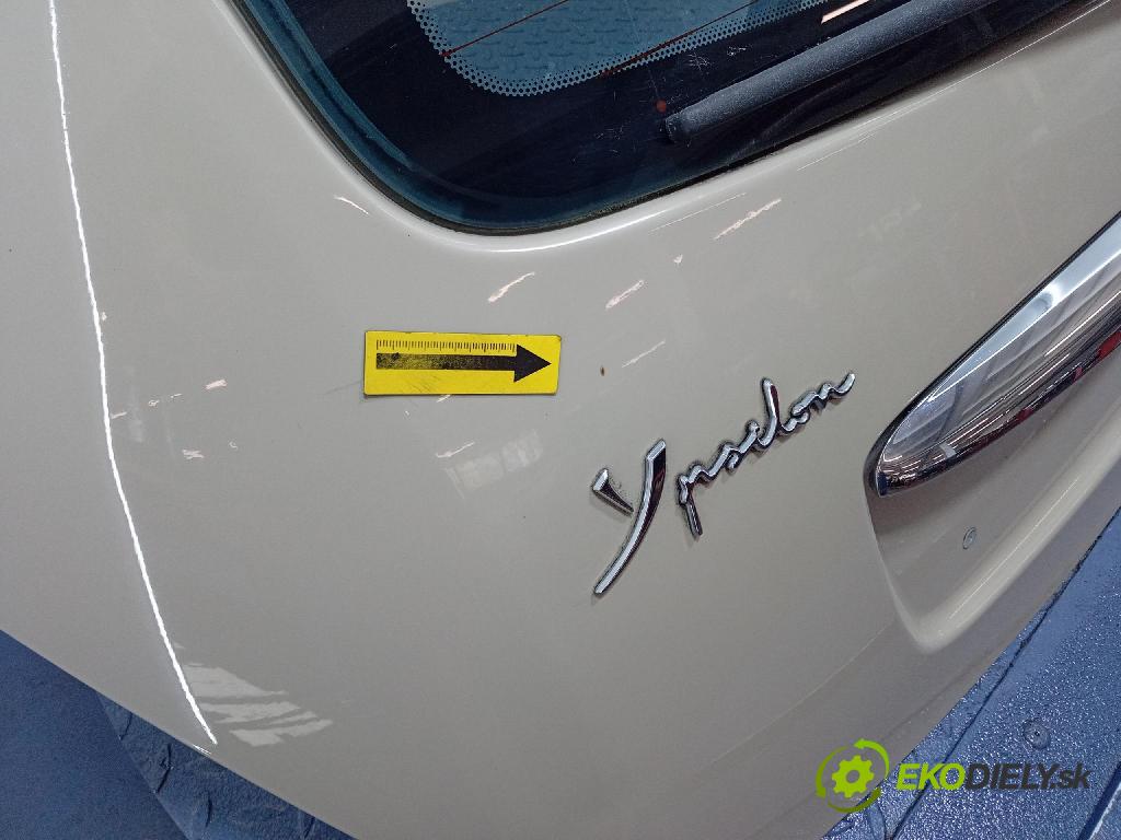 Lancia Ypsilon 2007 zadna dveře kufra: kufra: