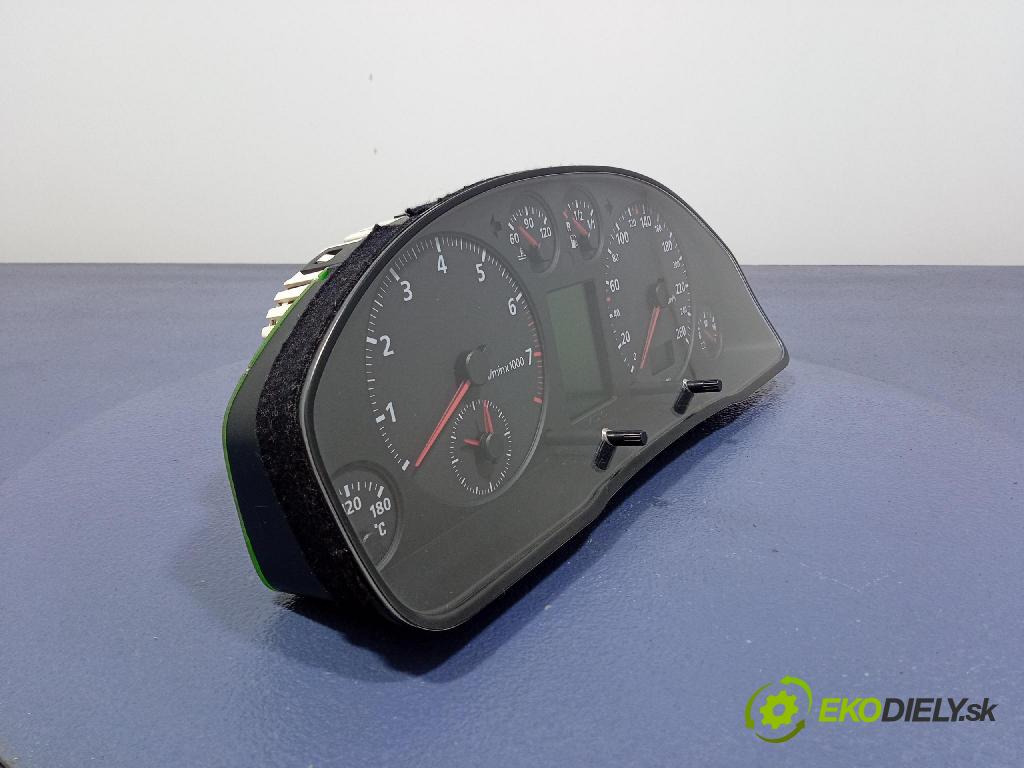 Audi A4 1997 prístrojovka/ budíky 8D0919034F