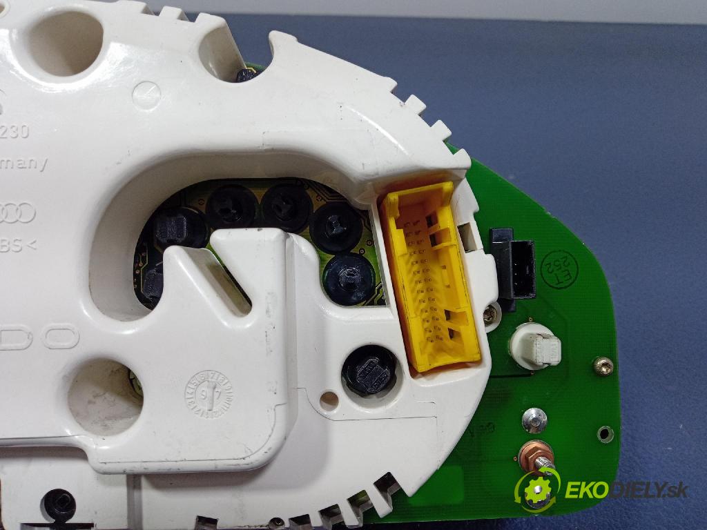 Audi A4 1997 prístrojovka/ budíky 8D0919034F