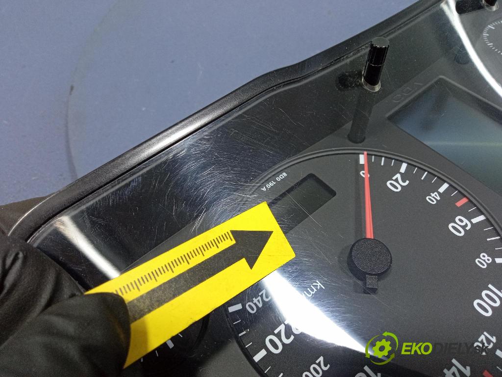 Audi A4 1997 Přístrojová deska 8D0919034F