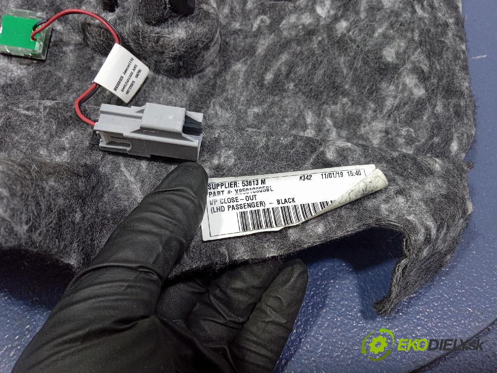 Jeep Grand Cherokee 2020 kryt Plast: Interiéry: X85010905BL