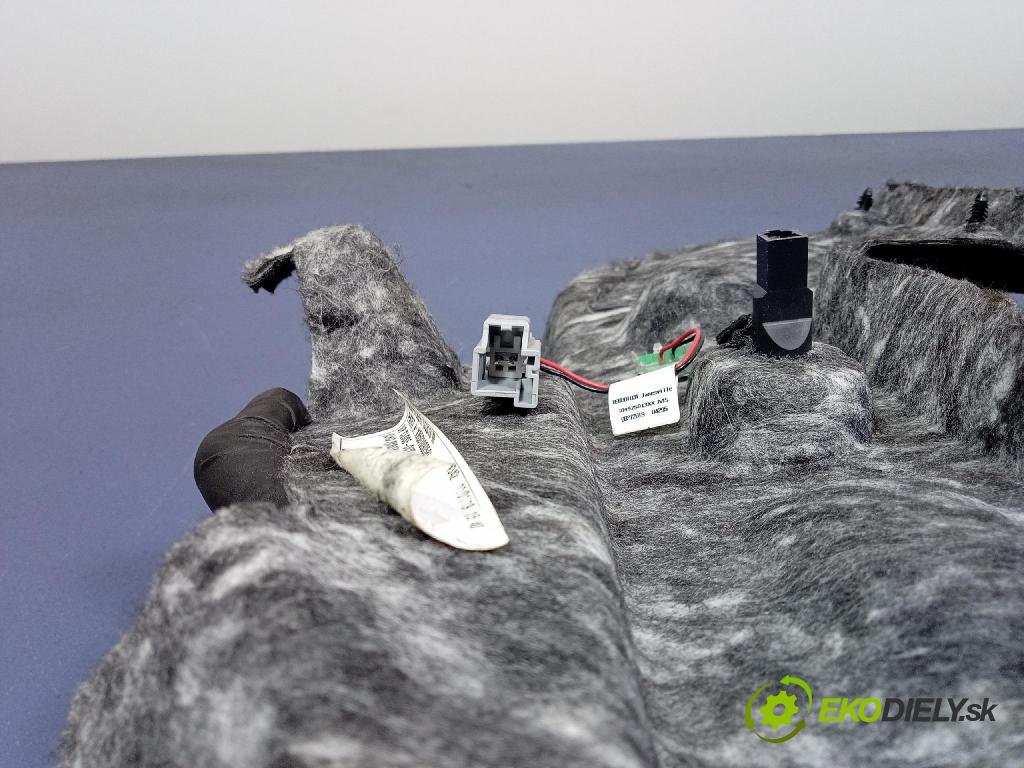 Jeep Grand Cherokee 2020 kryt Plast: Interiéry: X85010905BL