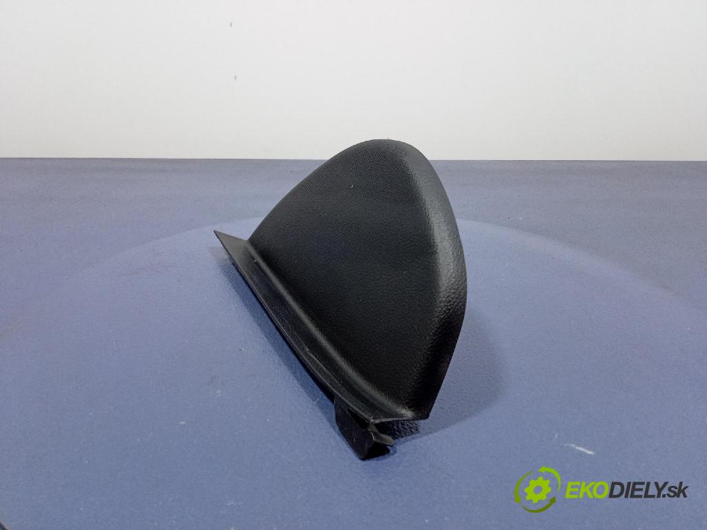 Jeep Grand Cherokee 2020 kryt Plast: Interiéry: 1GG64DX9AF