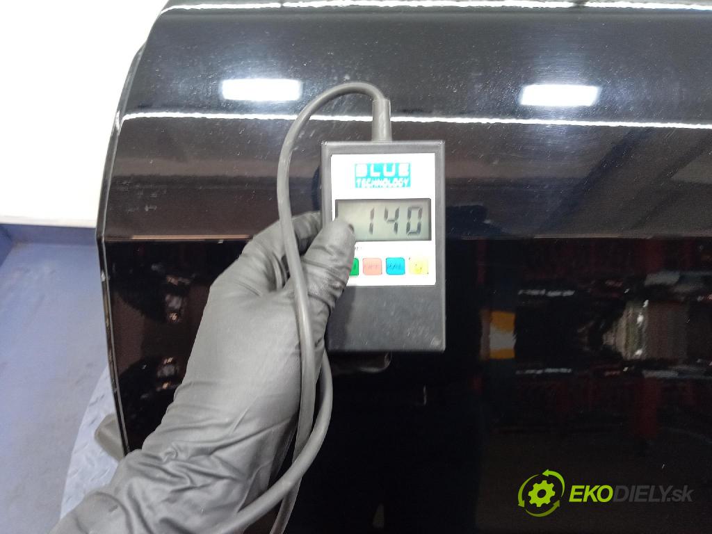 Jeep Grand Cherokee 2020 dvere zad Vľavo: