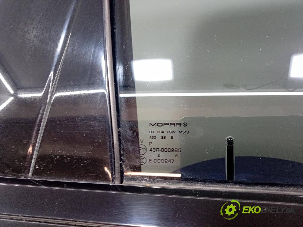 Jeep Grand Cherokee 2020 dveře Zad: prave