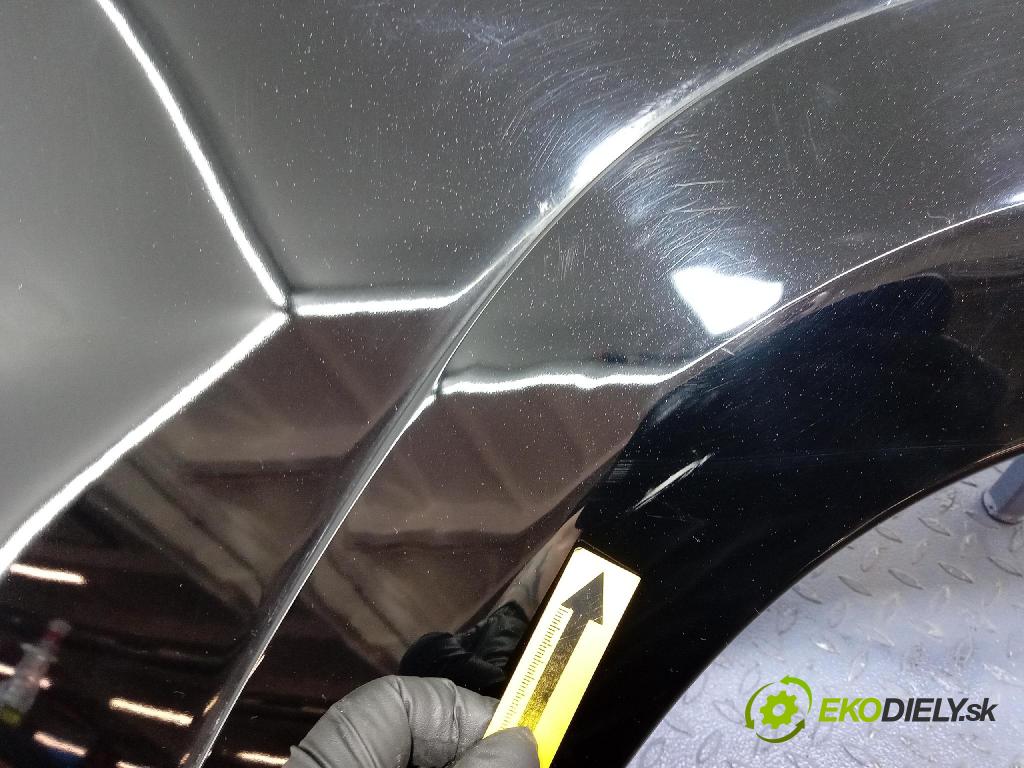 Jeep Grand Cherokee 2020 blatník Predné v pravo: