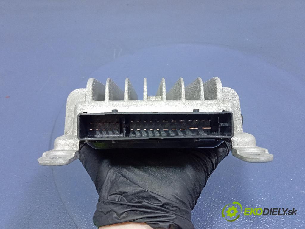 Audi A3 2007 Zesilovač: Letecký / GPS 8P4035223B