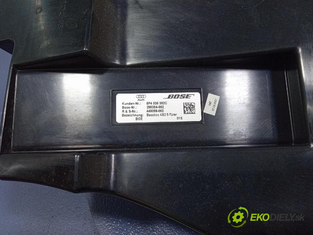 Audi A3 2007 Mluvčí: / Subwoofer: 8P4035382C