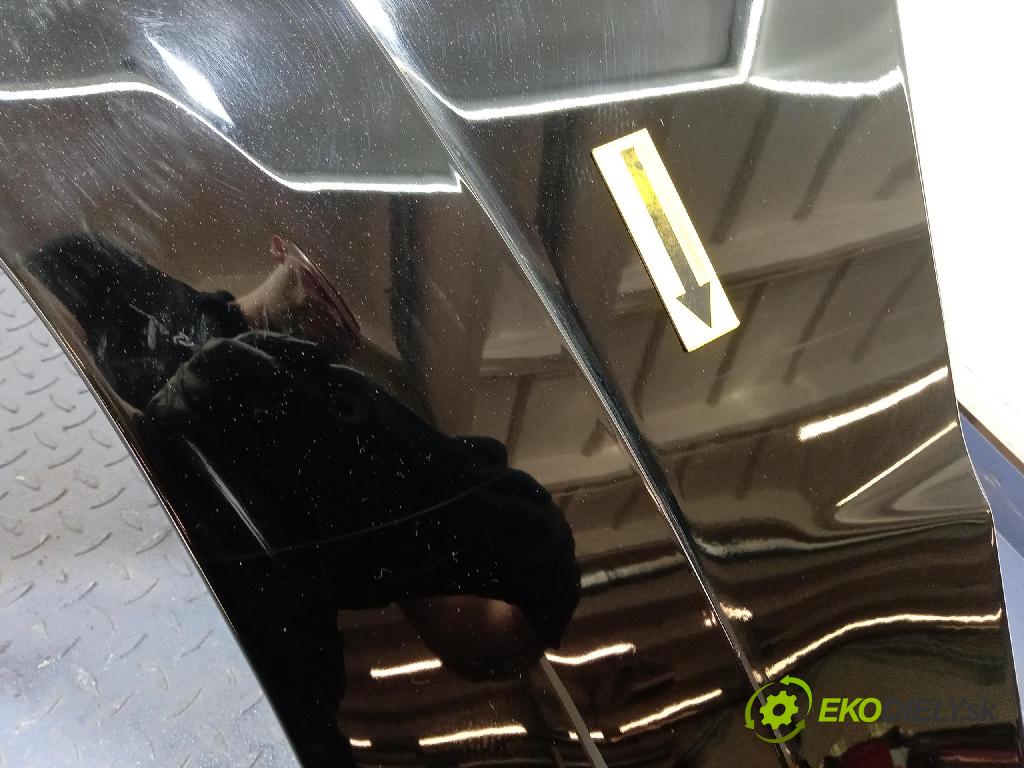 Jeep Grand Cherokee 2020 blatník Predné Vľavo: