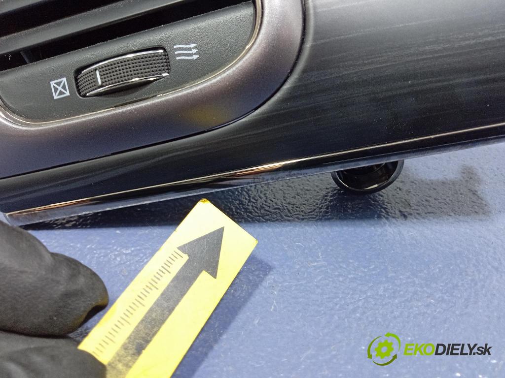 Jeep Grand Cherokee 2020 GRIDS: Prúd vzduchu: Vzduch: X70003001SE