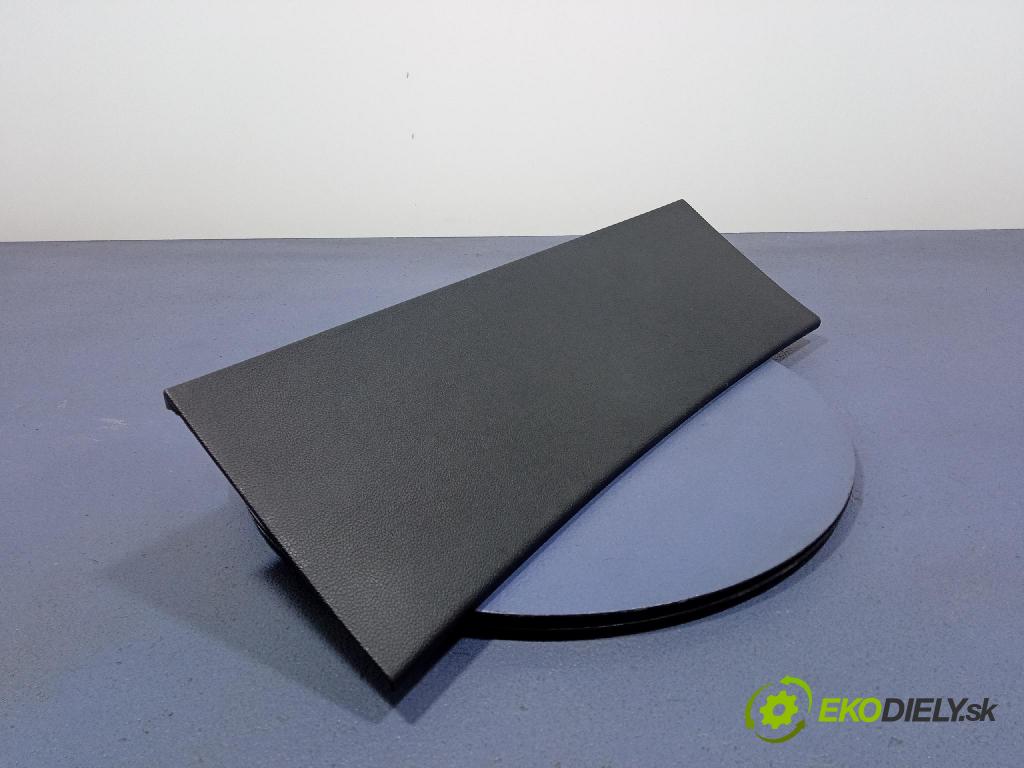 Jeep Grand Cherokee 2020 kryt Plast: Interiéry: 5VP20DX9AA