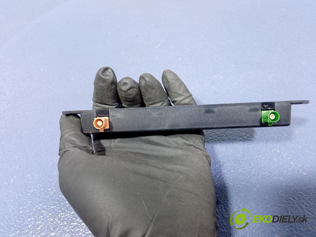 Jeep Grand Cherokee 2020 Antena 68306857AA