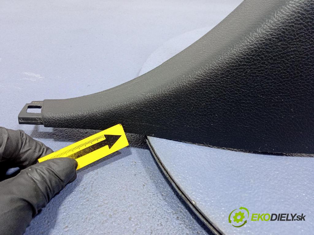 Jeep Grand Cherokee 2020 kryt Plast: Interiéry: 100984040BLR