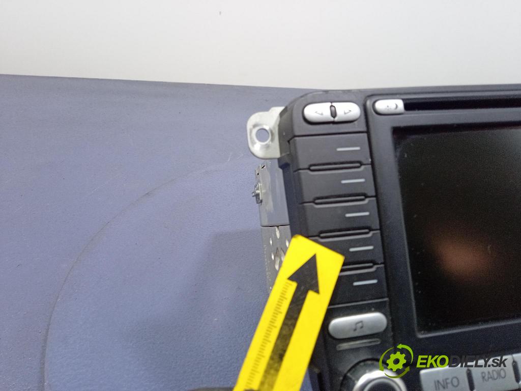 Vw Passat 2006 Radio I Navigácia: 