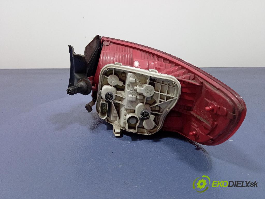 Audi A3 2007 svetlo / reflektor zad ľavá Vonkajsia: 8P4945095C