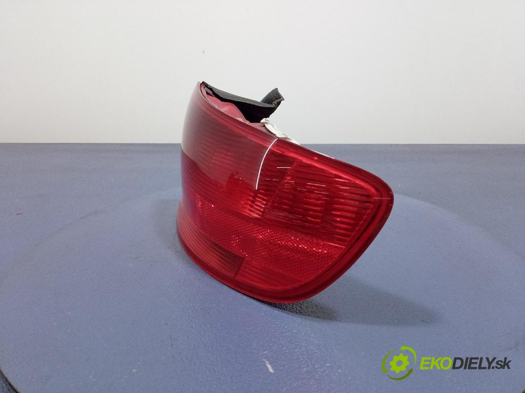 Audi A3 2007 svetlo / reflektor zad Prava: Vonkajsia: 8P4945096C