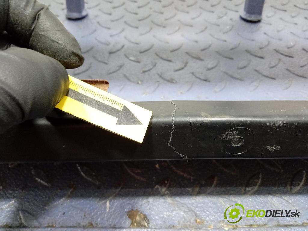 Vw Golf 2007 výstuha Predné: / pas predný 1K0805594K