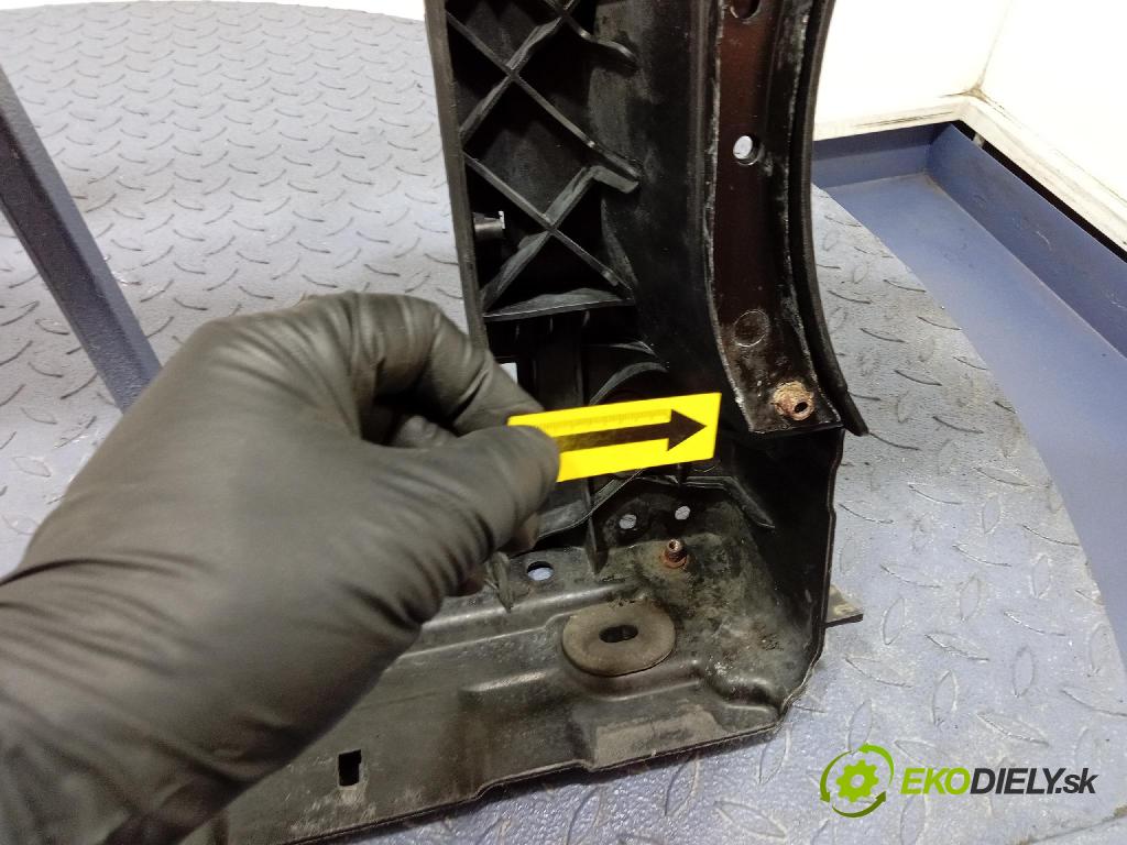 Vw Golf 2007 výstuha Predné: / pas predný 1K0805594K