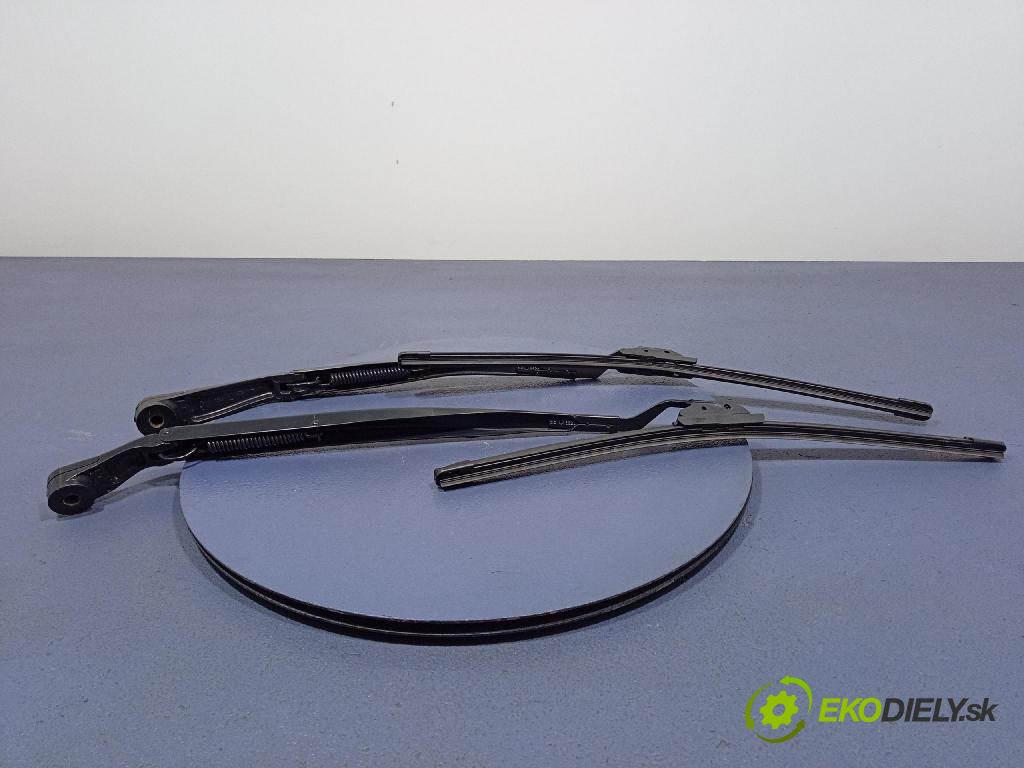 Jeep Grand Cherokee 2020 Rameno: Stierače: Predné