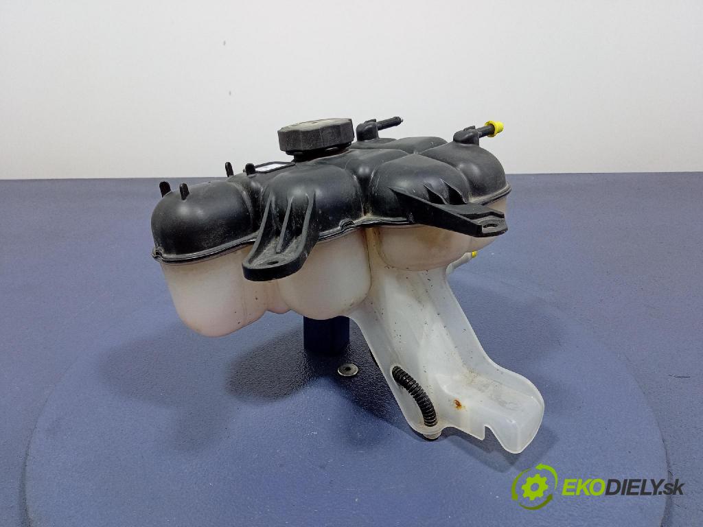 Jeep Grand Cherokee 2020 nádržka Kompenzačné: LTAM2035