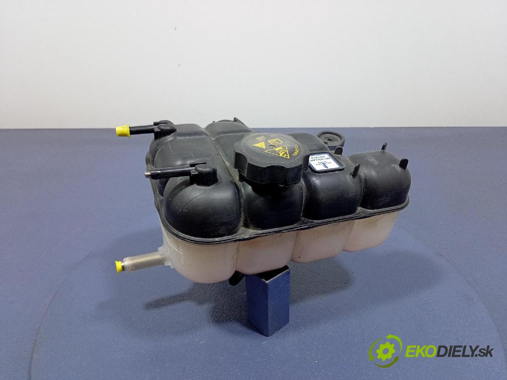 Jeep Grand Cherokee 2020 nádržka Kompenzačné: LTAM2035