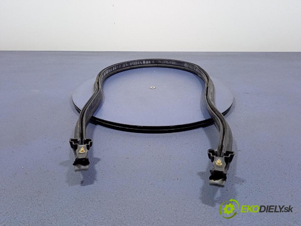 Jeep Grand Cherokee 2020 Těsnění: masky: 