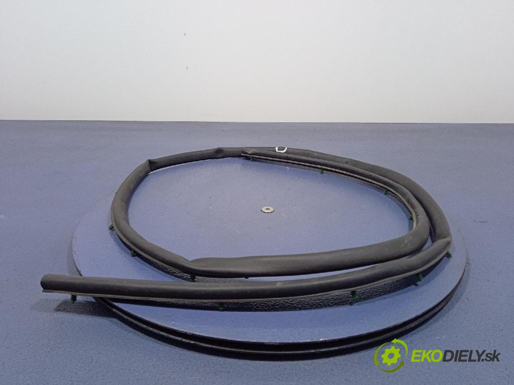 Jeep Grand Cherokee 2020 Těsnění: masky: