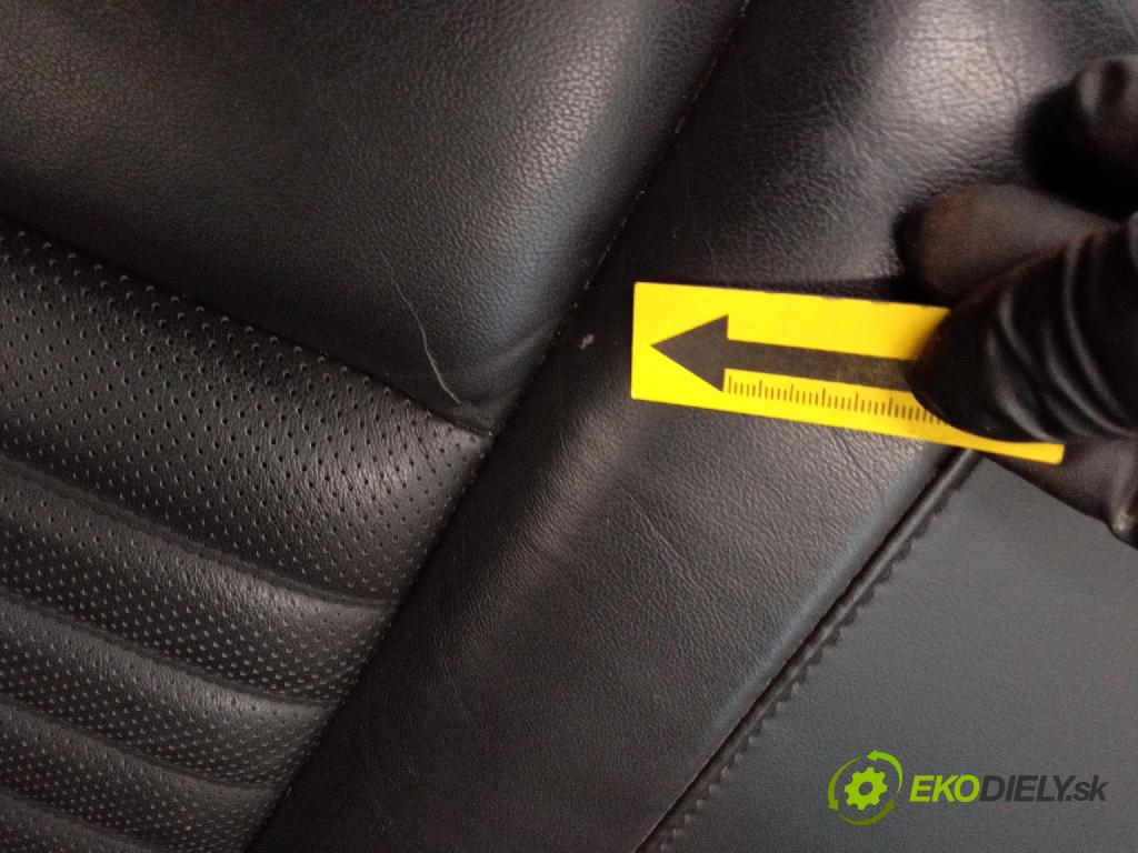 Jeep Grand Cherokee 2020 Sedačka zadný