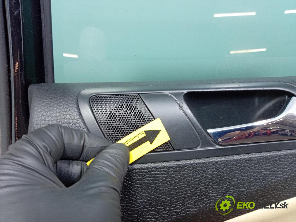 Vw Passat 2006 dvere zad pravé