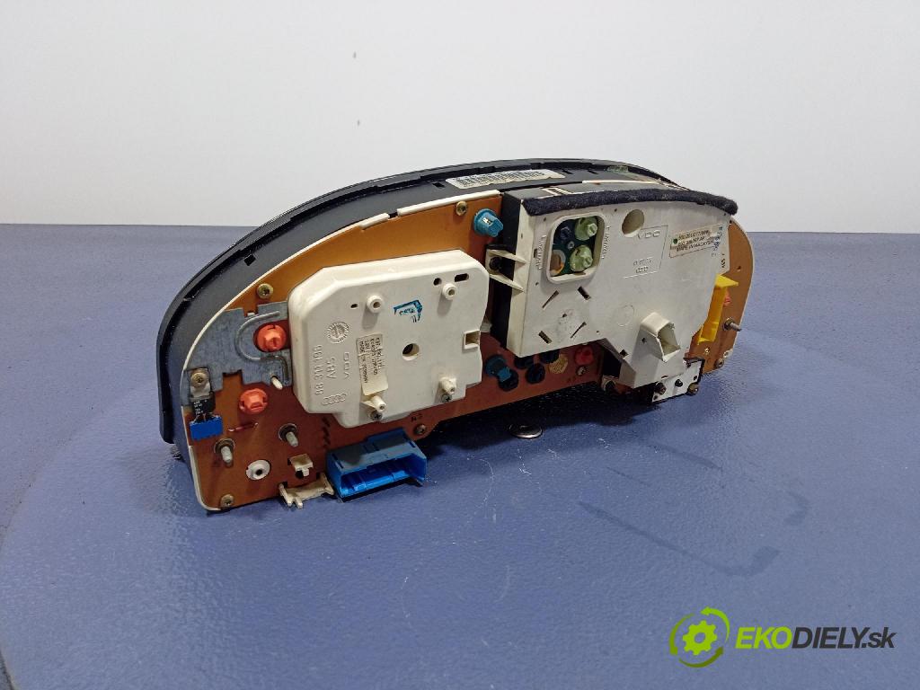 Audi 80 1994 prístrojovka/ budíky 8A0919033CA