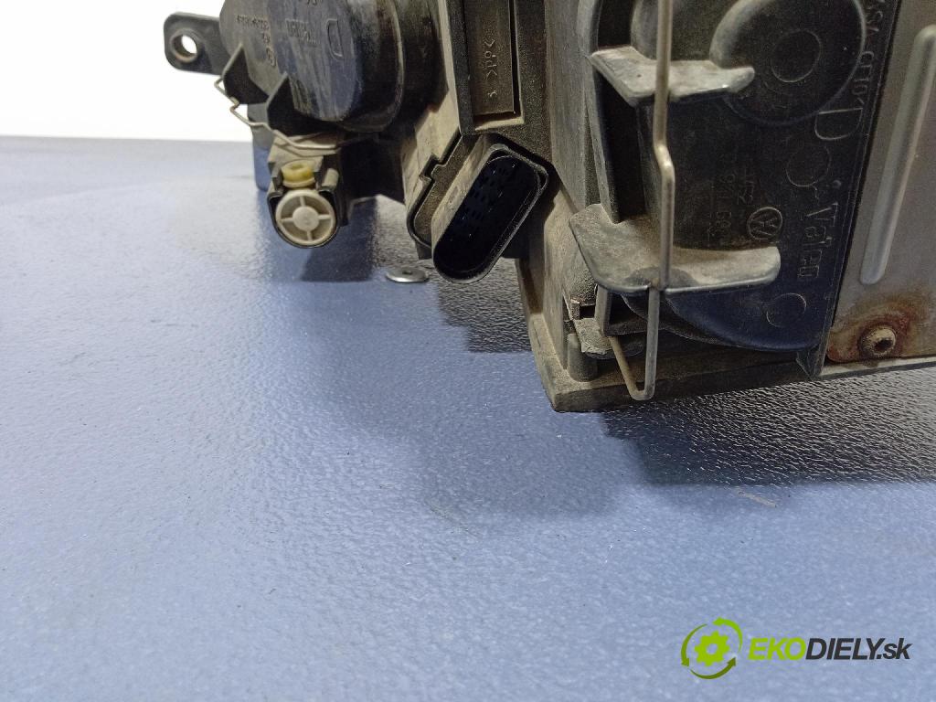 Vw Passat 2006 světlo v pravo: 3C0941752G