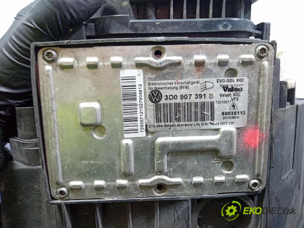 Vw Passat 2006 světlo v pravo: 3C0941752G