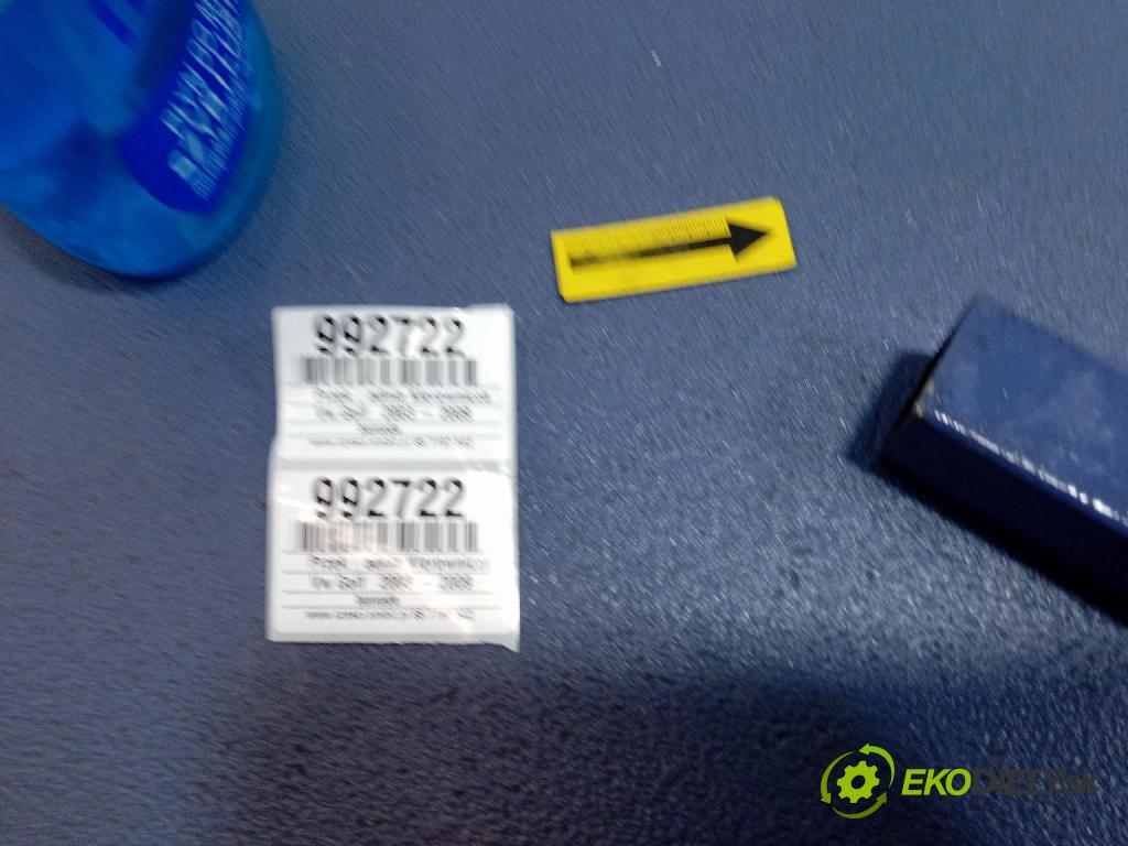 Vw Passat 2006 světlo v pravo: 3C0941752G