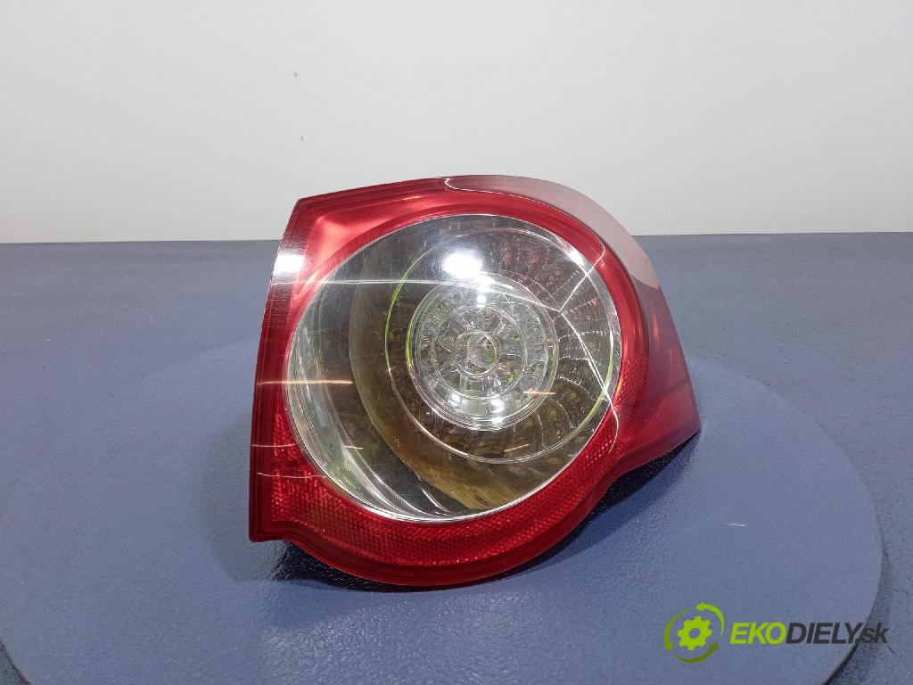 Vw Passat 2006 svetlo / reflektor zad Prava: Vonkajsia: 3C9945096B