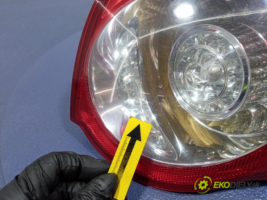 Vw Passat 2006 svetlo / reflektor zad Prava: Vonkajsia: 3C9945096B