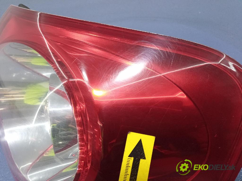 Vw Passat 2006 svetlo / reflektor zad Prava: Vonkajsia: 3C9945096B